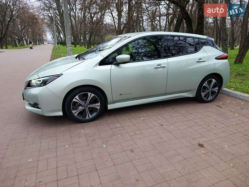 Хетчбек Nissan Leaf 2018 в Кременчуці фото 9 Хетчбек Nissan Leaf 2018 в Кременчуці