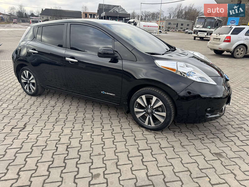 Хэтчбек Nissan Leaf 2017 в Коломые