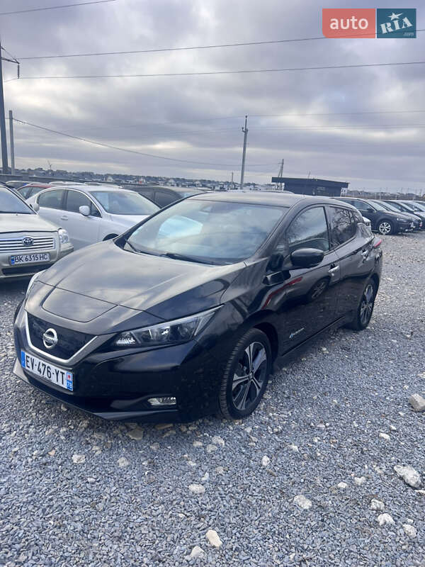 Хэтчбек Nissan Leaf 2018 в Ровно фото 2 Хэтчбек Nissan Leaf 2018 в Ровно