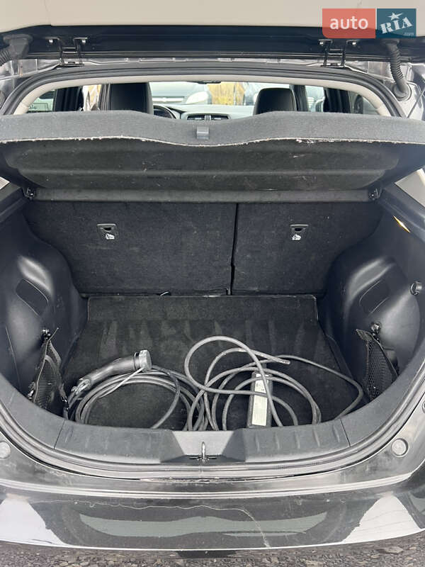Хэтчбек Nissan Leaf 2018 в Ровно фото 26 Хэтчбек Nissan Leaf 2018 в Ровно