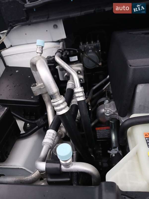 Хэтчбек Nissan Leaf 2020 в Кременчуге фото 24 Хэтчбек Nissan Leaf 2020 в Кременчуге