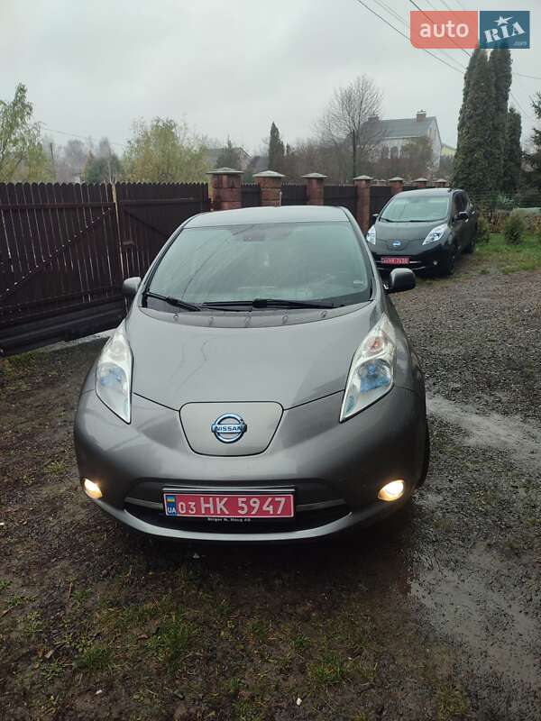 Хэтчбек Nissan Leaf 2013 в Луцке фото 2 Хэтчбек Nissan Leaf 2013 в Луцке