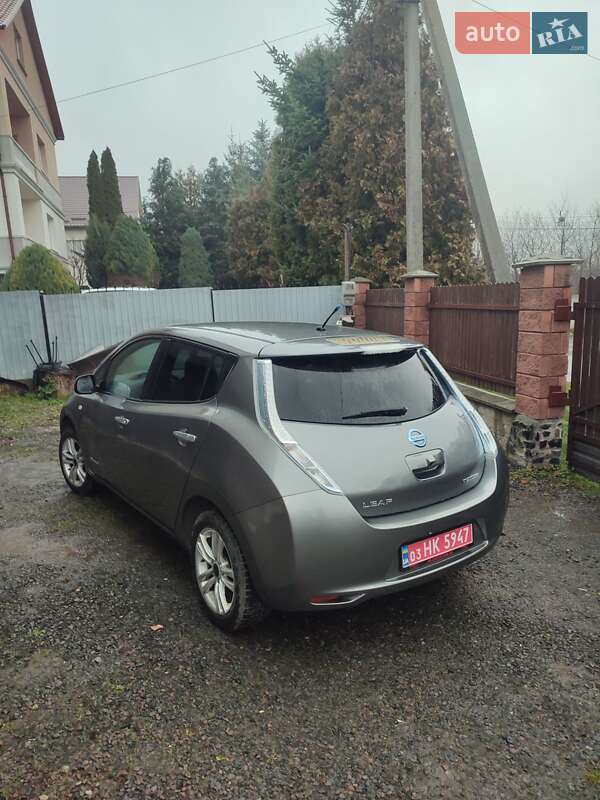 Хэтчбек Nissan Leaf 2013 в Луцке фото 5 Хэтчбек Nissan Leaf 2013 в Луцке