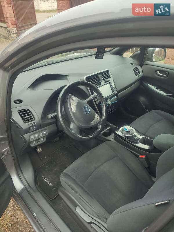 Хэтчбек Nissan Leaf 2013 в Луцке фото 8 Хэтчбек Nissan Leaf 2013 в Луцке