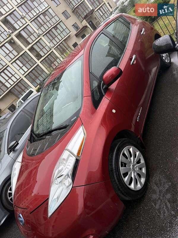Хэтчбек Nissan Leaf 2015 в Виннице фото 11 Хэтчбек Nissan Leaf 2015 в Виннице