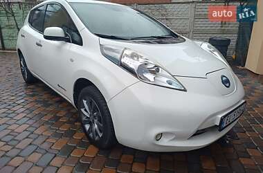 Хетчбек Nissan Leaf 2015 в Рівному