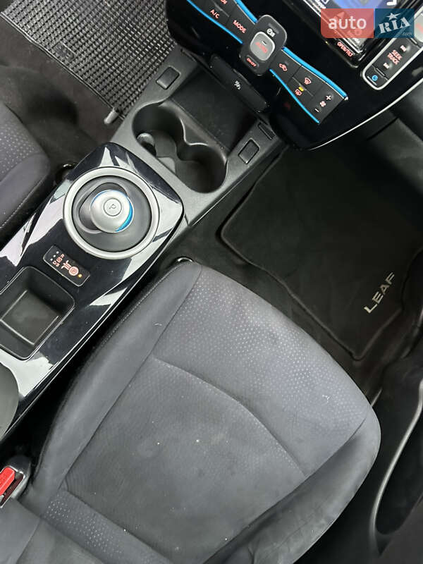Хэтчбек Nissan Leaf 2017 в Киеве фото 26 Хэтчбек Nissan Leaf 2017 в Киеве