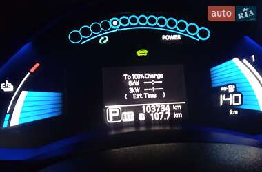 Хетчбек Nissan Leaf 2013 в Кам'янець-Подільському