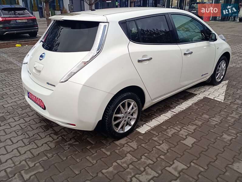 Хэтчбек Nissan Leaf 2014 в Ровно фото 8 Хэтчбек Nissan Leaf 2014 в Ровно