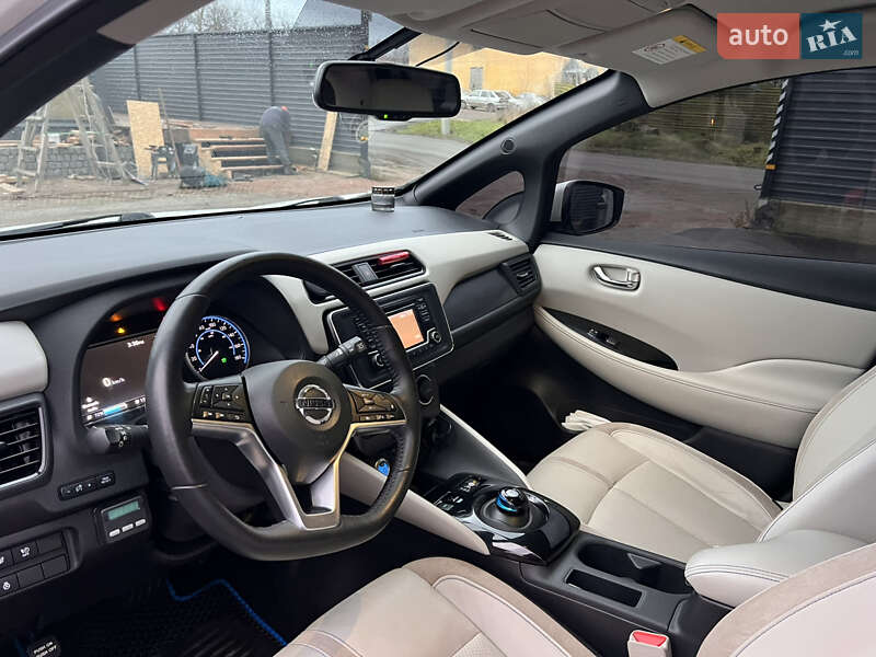 Хетчбек Nissan Leaf 2019 в Житомирі