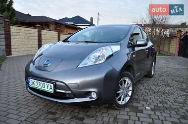 Хэтчбек Nissan Leaf 2014 в Ровно