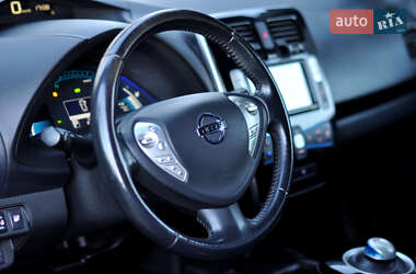 Хэтчбек Nissan Leaf 2014 в Ровно