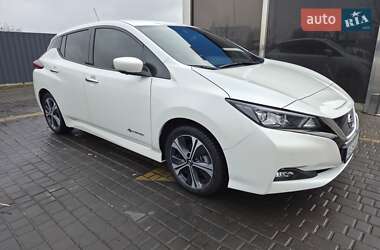 Хэтчбек Nissan Leaf 2020 в Днепре