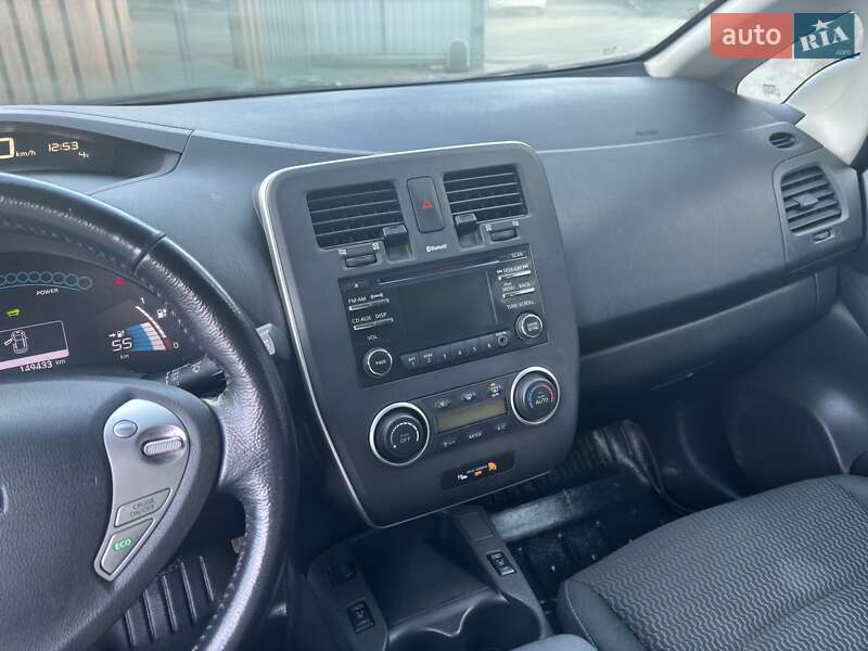 Хэтчбек Nissan Leaf 2015 в Львове фото 11 Хэтчбек Nissan Leaf 2015 в Львове