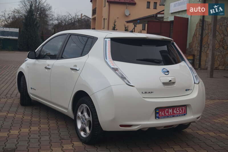 Хетчбек Nissan Leaf 2013 в Самборі фото 12 Хетчбек Nissan Leaf 2013 в Самборі