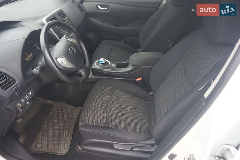 Хетчбек Nissan Leaf 2013 в Самборі фото 30 Хетчбек Nissan Leaf 2013 в Самборі