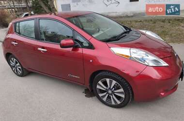 Хэтчбек Nissan Leaf 2015 в Днепре