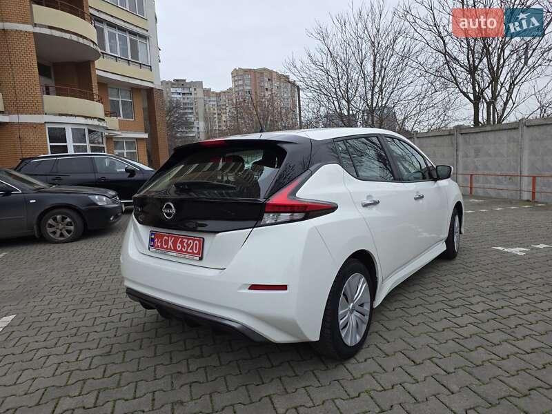 Хетчбек Nissan Leaf 2022 в Одесі