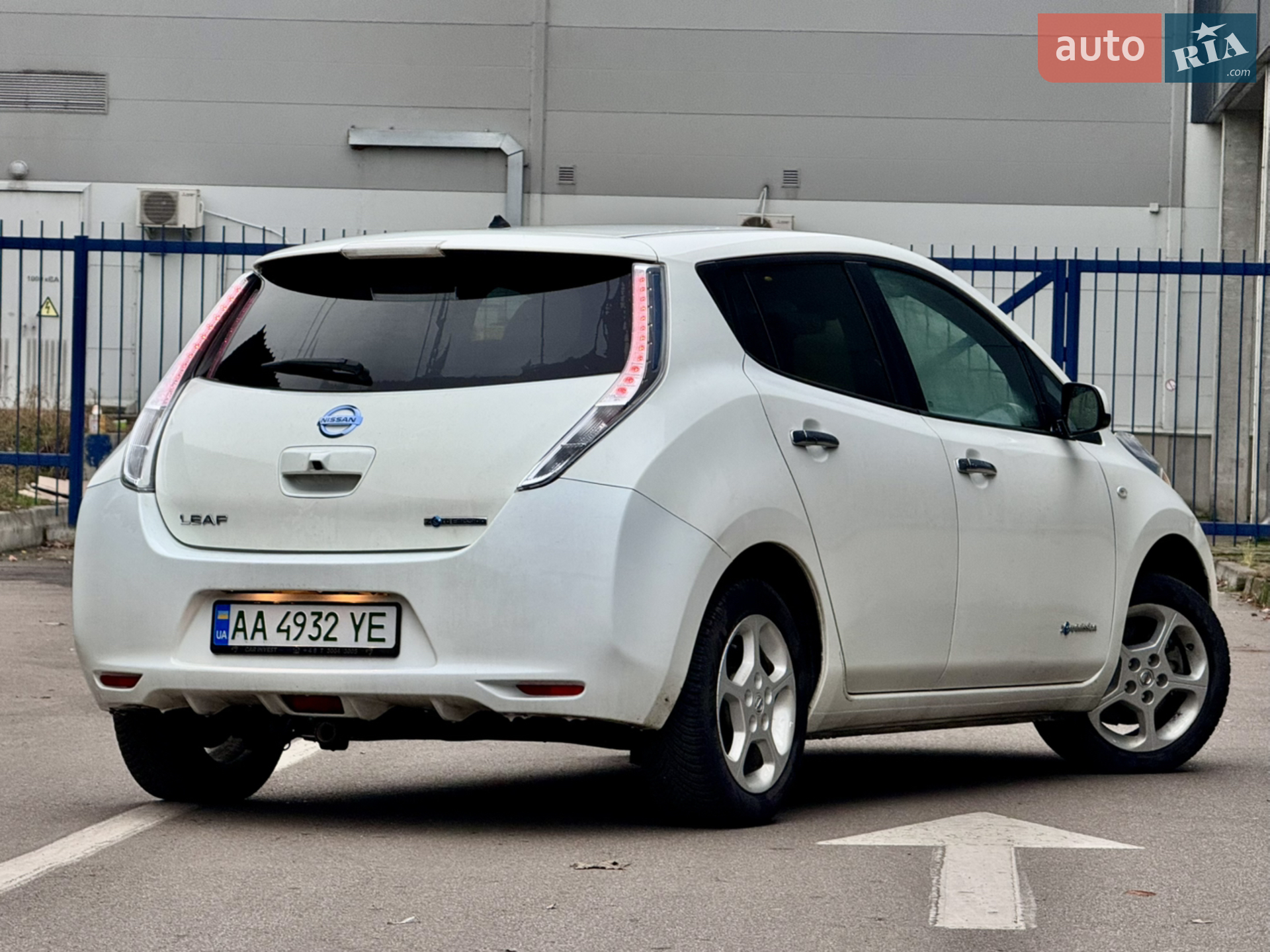 2016 Nissan Leaf - мініатюра 11