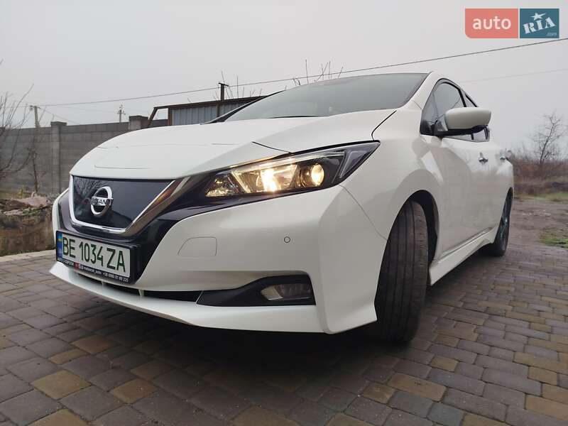 Хетчбек Nissan Leaf 2020 в Миколаєві