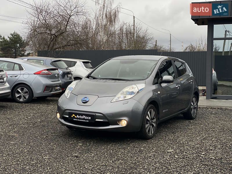 Хетчбек Nissan Leaf 2015 в Луцьку фото 7 Хетчбек Nissan Leaf 2015 в Луцьку