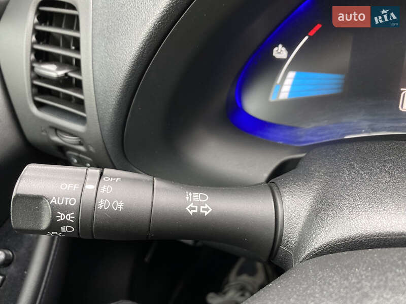 Хетчбек Nissan Leaf 2015 в Луцьку фото 47 Хетчбек Nissan Leaf 2015 в Луцьку