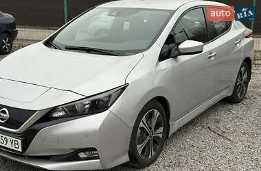 Хэтчбек Nissan Leaf 2021 в Борисполе