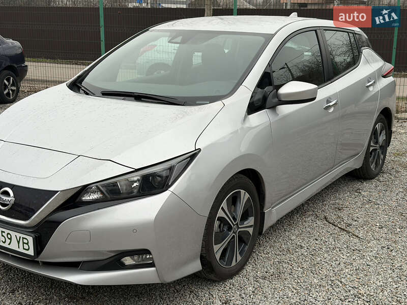 Nissan Leaf 2021