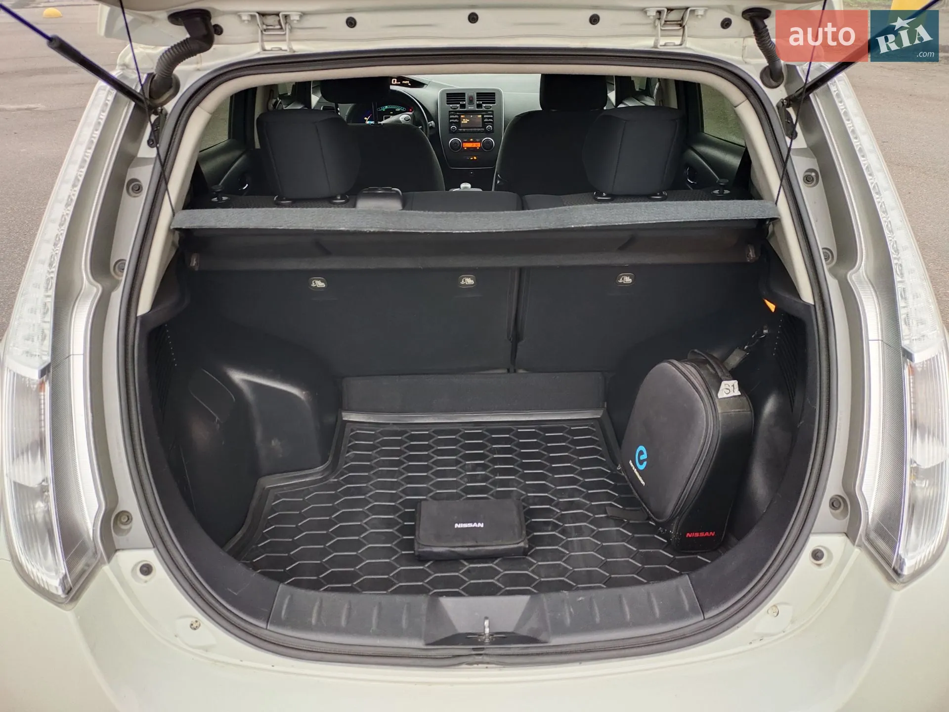 2014 Nissan Leaf - мініатюра 16