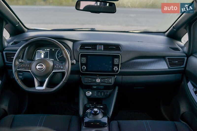 Хэтчбек Nissan Leaf 2023 в Турийске фото 16 Хэтчбек Nissan Leaf 2023 в Турийске