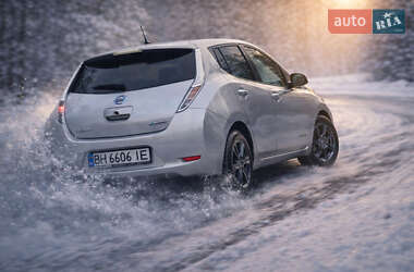 Хэтчбек Nissan Leaf 2014 в Одессе