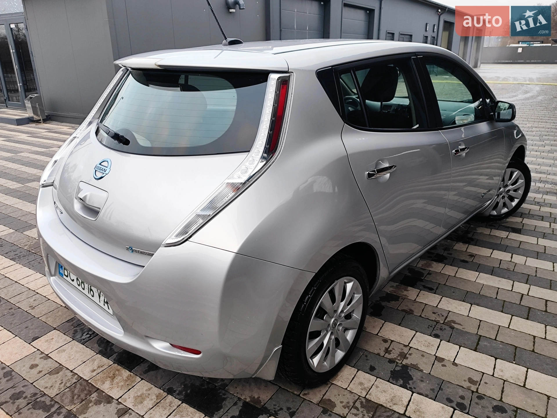 2014 Nissan Leaf - мініатюра 8