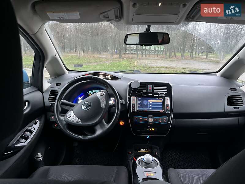 Хэтчбек Nissan Leaf 2014 в Киеве