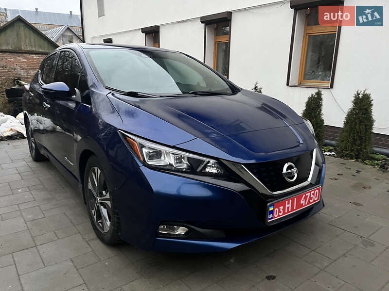 Хэтчбек Nissan Leaf 2018 в Луцке