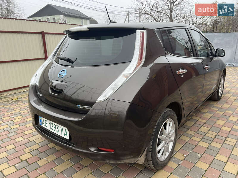 Хэтчбек Nissan Leaf 2015 в Виннице