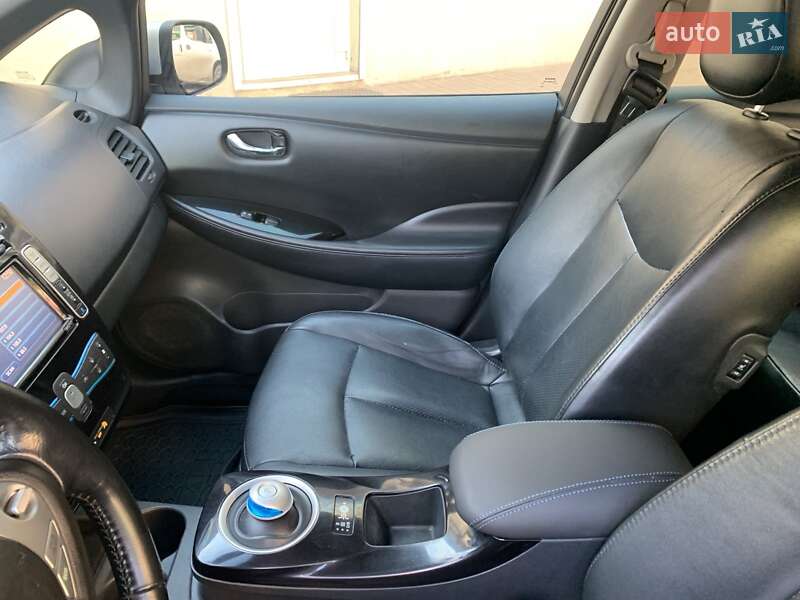 Хетчбек Nissan Leaf 2013 в Одесі фото 13 Хетчбек Nissan Leaf 2013 в Одесі