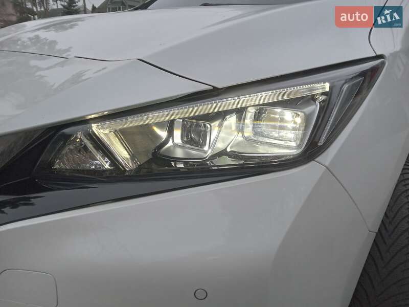 Хетчбек Nissan Leaf 2020 в Боярці