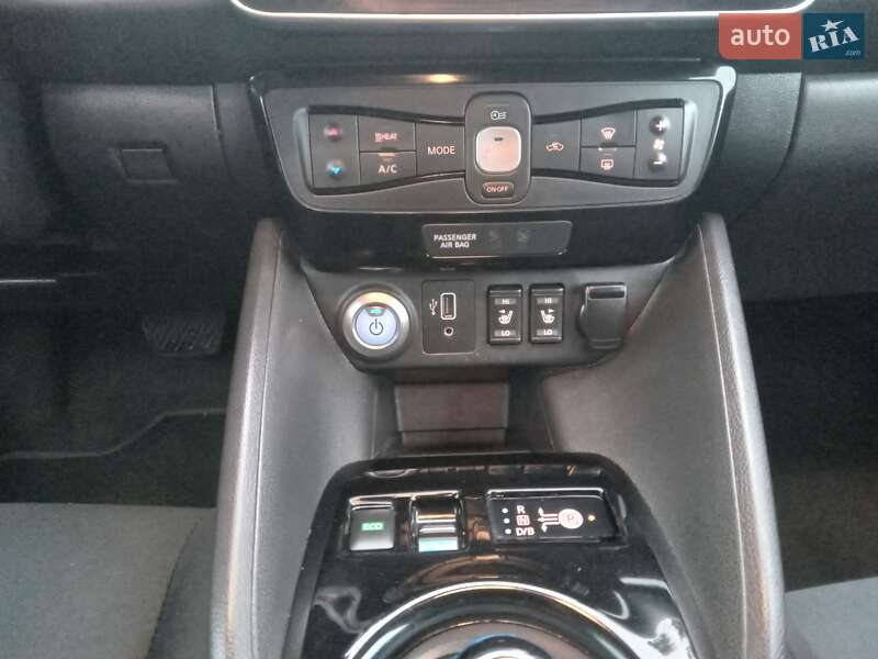 Хетчбек Nissan Leaf 2020 в Боярці