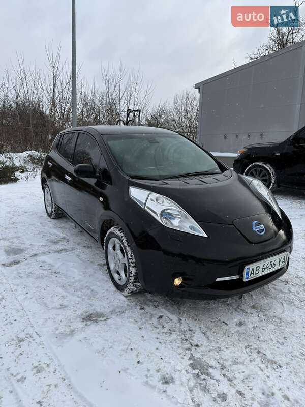 Хетчбек Nissan Leaf 2014 в Вінниці фото 4 Хетчбек Nissan Leaf 2014 в Вінниці