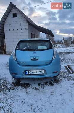 Хэтчбек Nissan Leaf 2015 в Трускавце