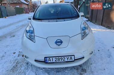 Хетчбек Nissan Leaf 2013 в Чернігові