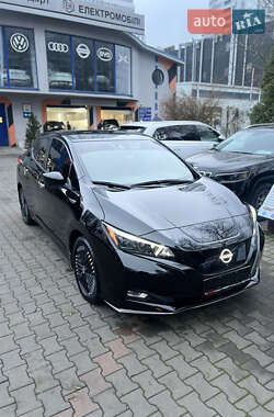 Хетчбек Nissan Leaf 2024 в Одесі