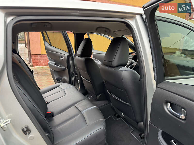 Хэтчбек Nissan Leaf 2019 в Ровно