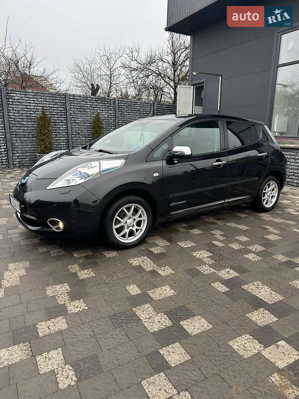 Хэтчбек Nissan Leaf 2014 в Харькове