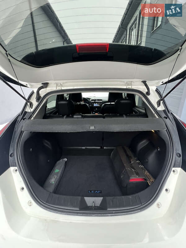 Хэтчбек Nissan Leaf 2018 в Киеве фото 15 Хэтчбек Nissan Leaf 2018 в Киеве