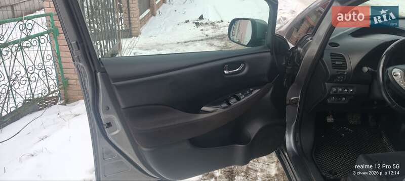 Хэтчбек Nissan Leaf 2014 в Ярмолинцах