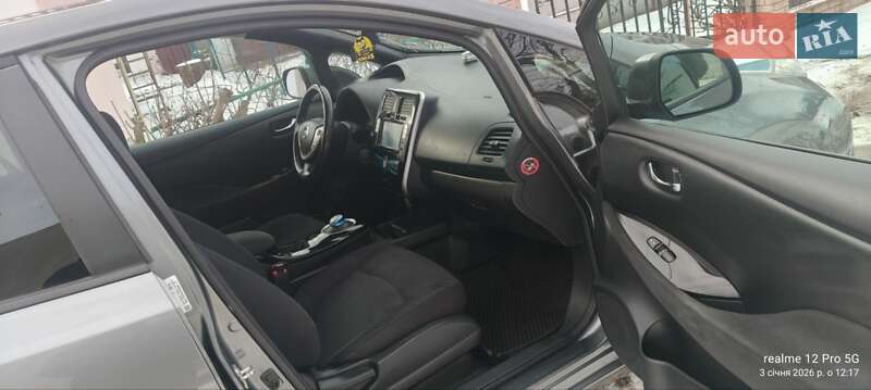 Хэтчбек Nissan Leaf 2014 в Ярмолинцах