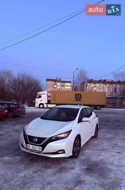 Хэтчбек Nissan Leaf 2020 в Ровно