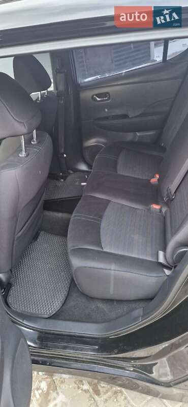 Хетчбек Nissan Leaf 2018 в Івано-Франківську