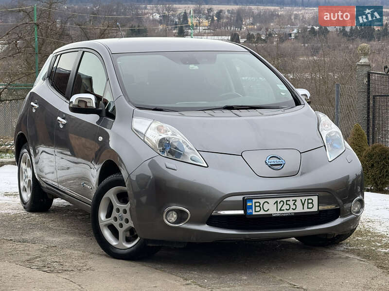 Хэтчбек Nissan Leaf 2013 в Дрогобыче